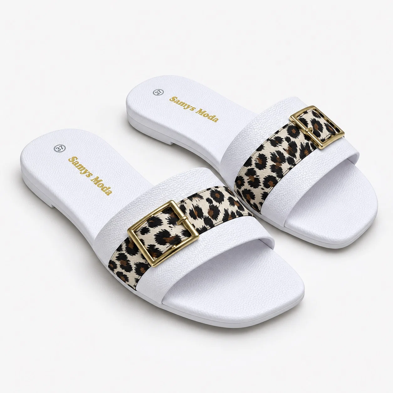 Modelo destacado de Sandalias con hebilla